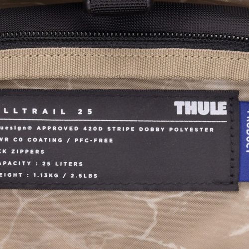 Thule AllTrail 25L-Tagesrucksack mit Regenhülle schwarz mieten