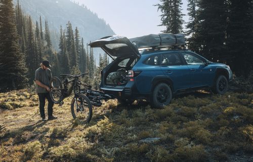 <h1>Sicher & flexibel transportieren</h1>

<p>Ob E-Bike, Mountainbike oder Kinderrad – mit einem <strong>Thule Fahrradträger</strong> transportierst du bis zu vier Fahrräder sicher und komfortabel auf der Anhängerkupplung. Die Träger sind stabil, schnell montiert, abklappbar und in vielen Varianten erhältlich – ideal für Alltag, Urlaub und sportliche Ausflüge.</p>

<p>Jetzt entdecken: <strong>Thule Fahrradträger</strong> – faltbar und perfekt für E-Bikes.</p>