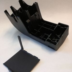 Uebler Leuchtenanbindung Leuchtenarm Rückleuchtenbefestigung rechts inkl. Deckel f. rechte Seite passend für i-Serie und F14, F24 und F34 mieten