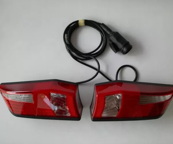Uebler E1622 Leuchtenset für F22 & X21-S inkl. Kabel und Stecker mieten