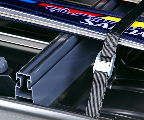 Thule Box Ski Carrier Adapter -694700- (fits 680-750mm wide boxes) mieten